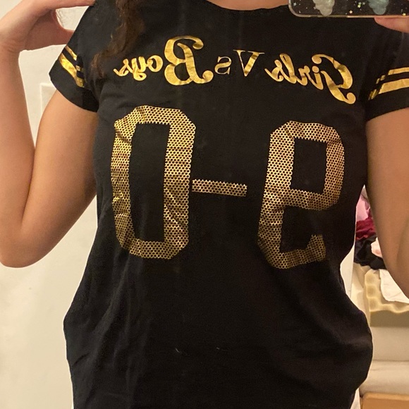 Boys vs Girls black and gold top - Picture 1 of 2